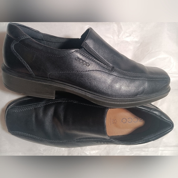 Ecco Black Leather Slip-On Loafers main image 6
